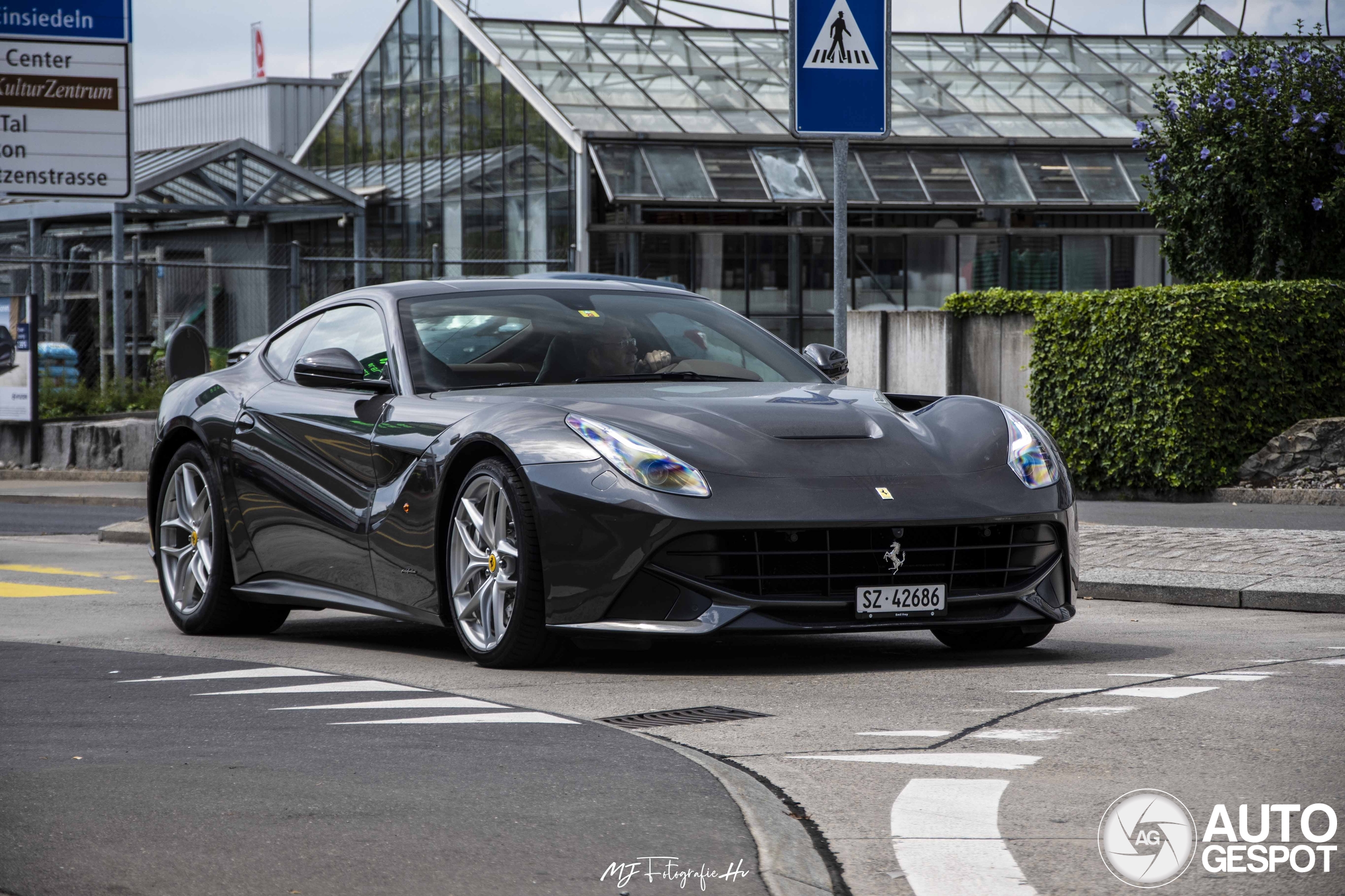 Ferrari F12berlinetta