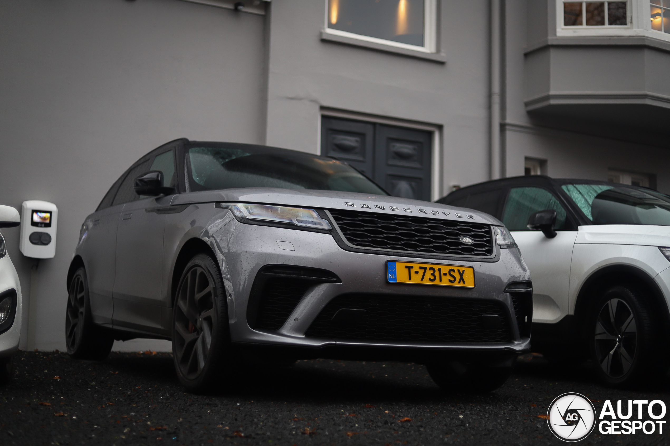 Land Rover Range Rover Velar SVAutobiography