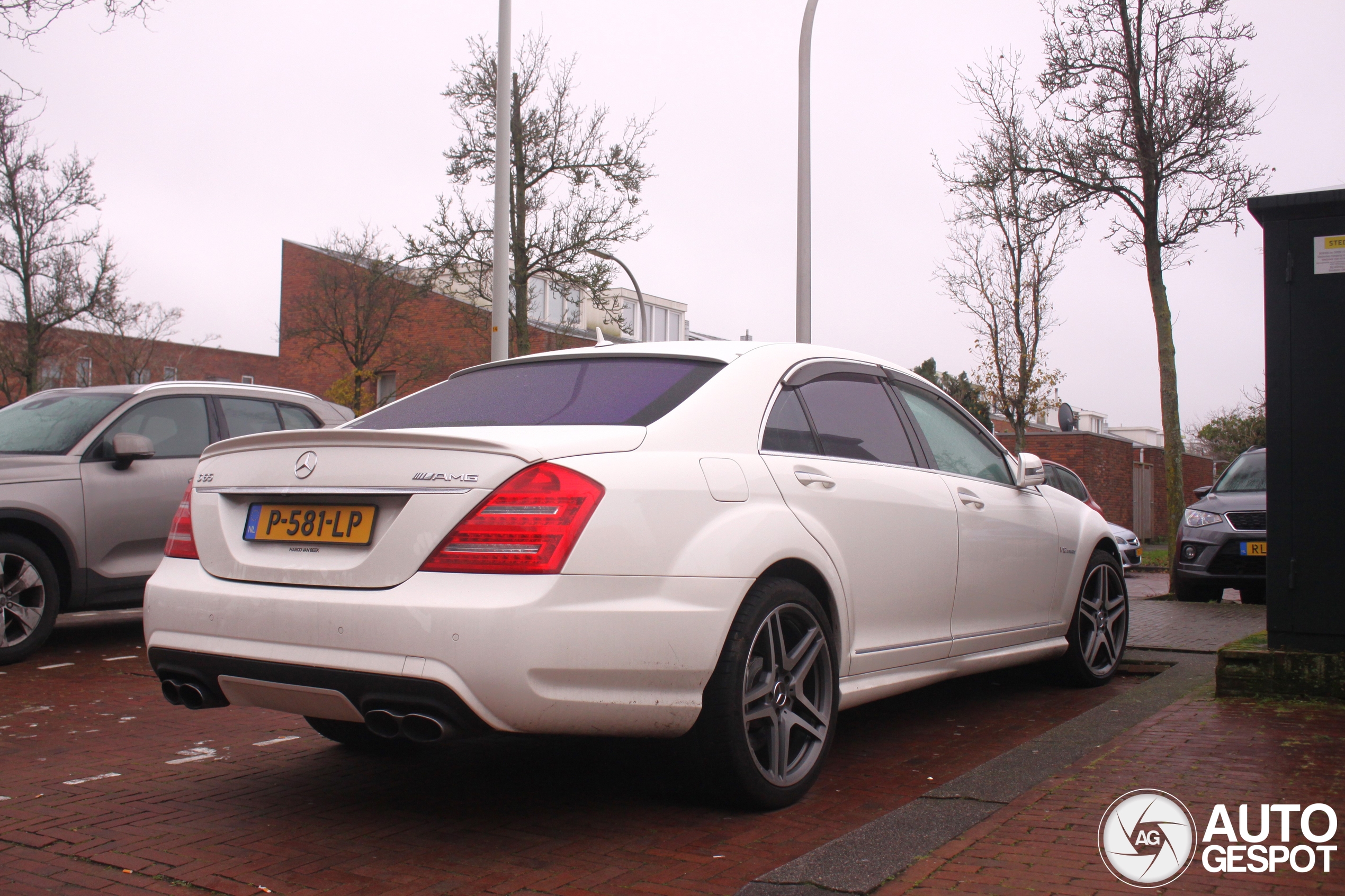 Mercedes-Benz S 65 AMG V221