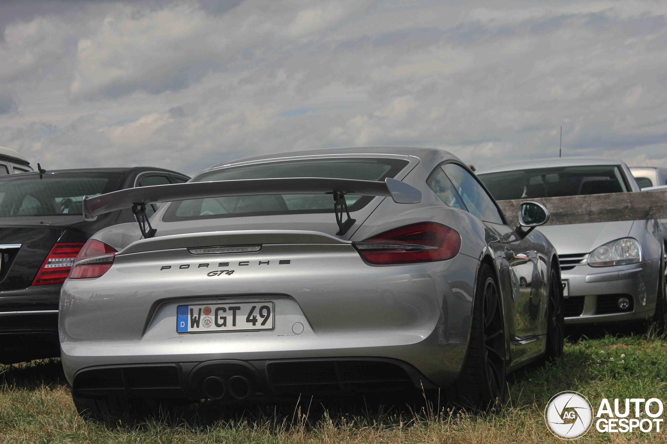 Porsche 981 Cayman GT4