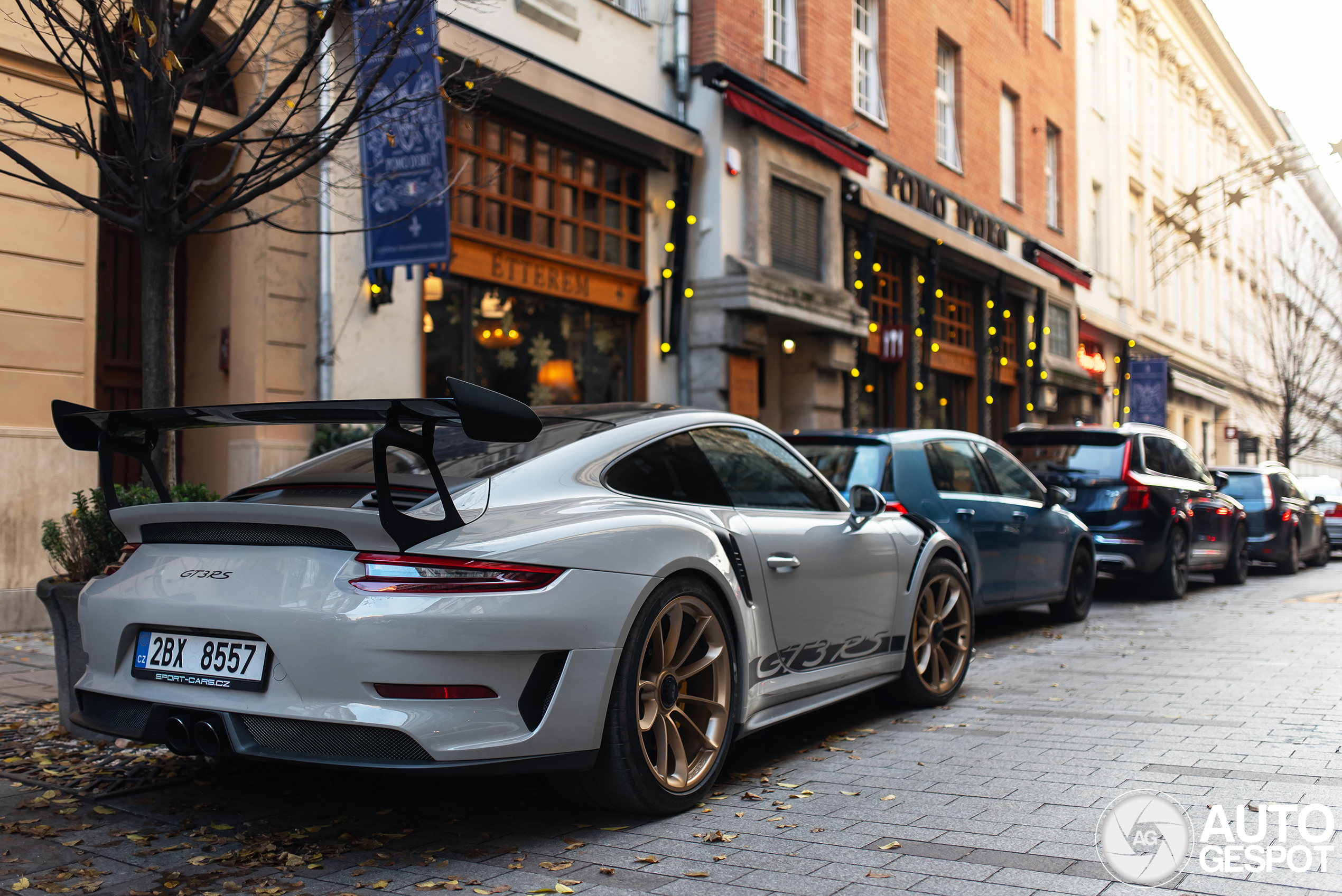 Porsche 991 GT3 RS MkII Weissach Package