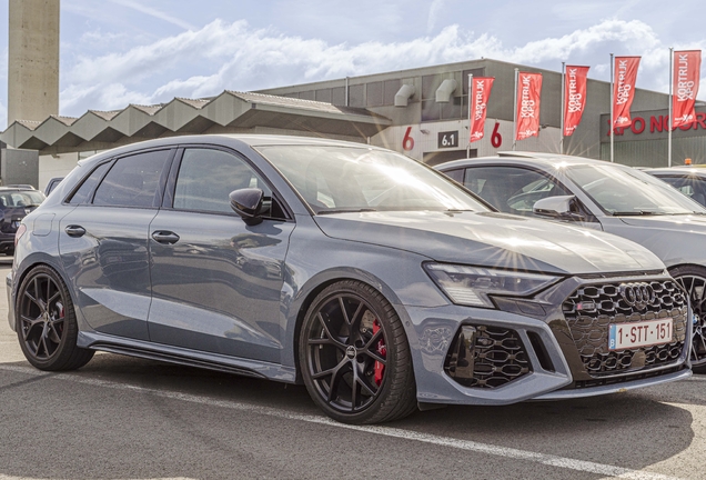 Audi RS3 Sportback 8Y