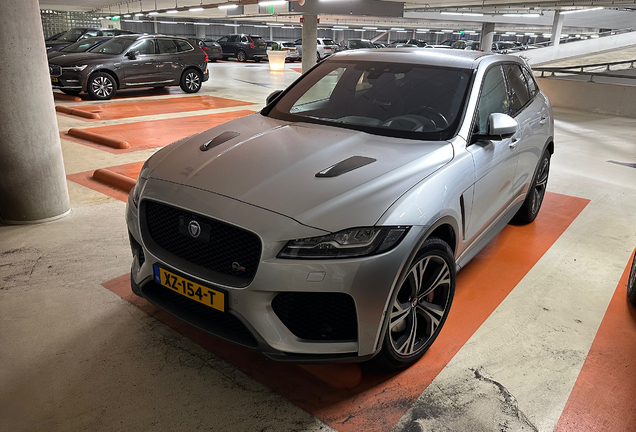 Jaguar F-PACE SVR