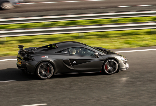 McLaren 570S