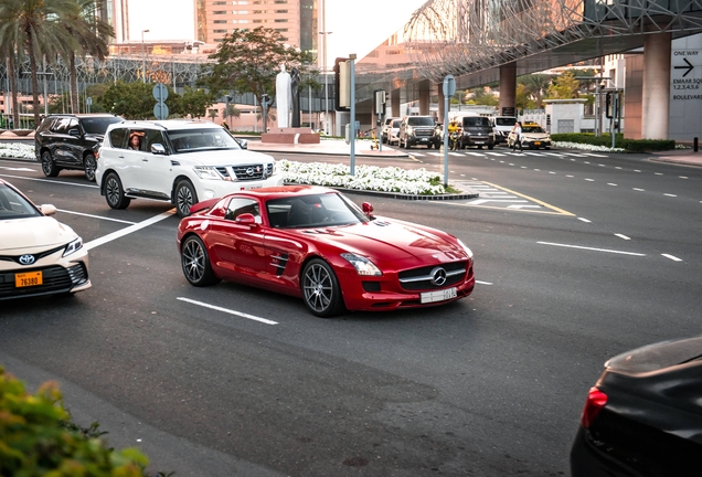 Mercedes-Benz SLS AMG