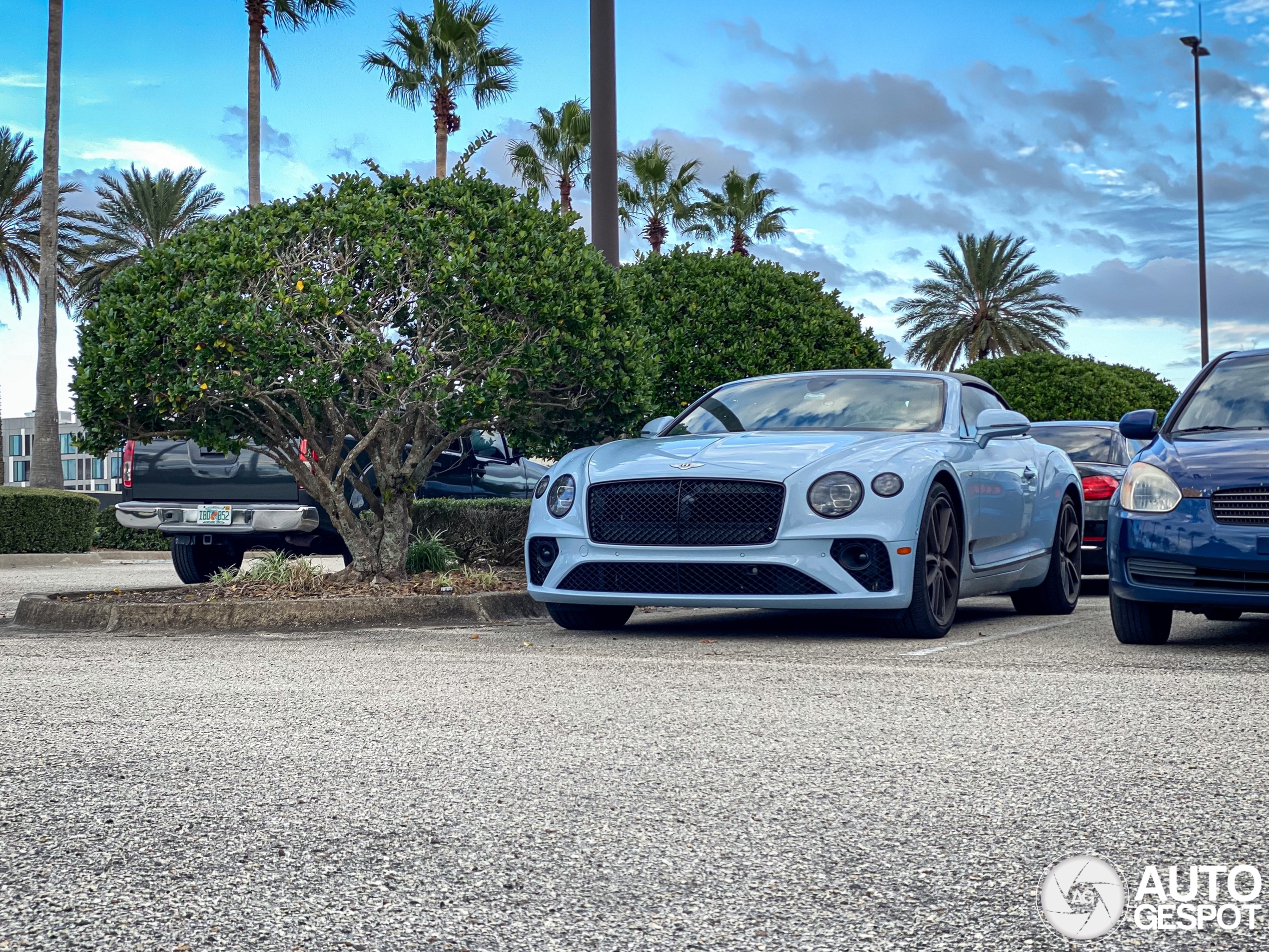 Bentley Continental GTC V8 2020