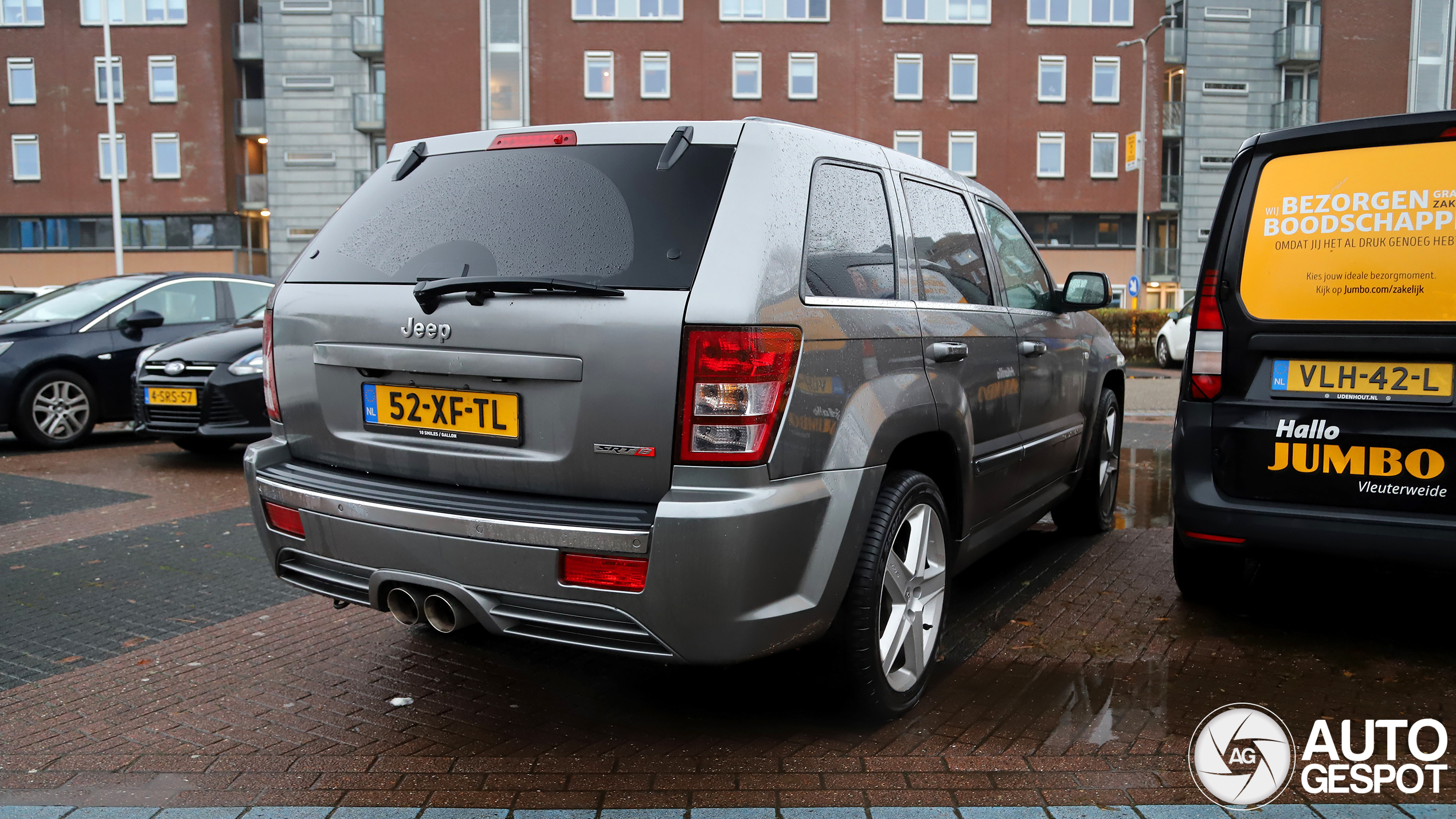 Jeep Grand Cherokee SRT-8 2005