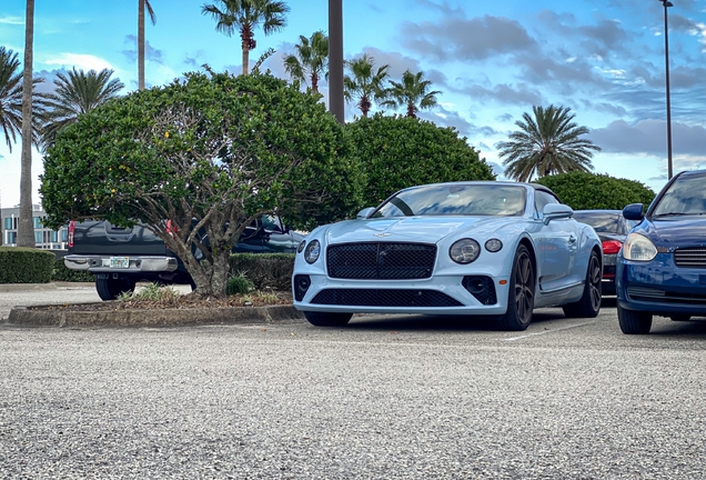 Bentley Continental GTC V8 2020