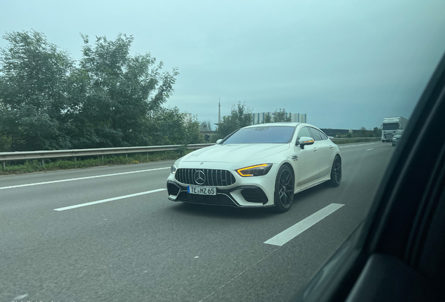 Mercedes-AMG GT 63 S X290