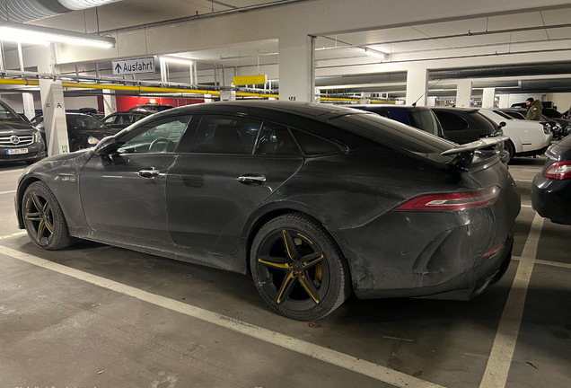 Mercedes-AMG GT 63 S X290