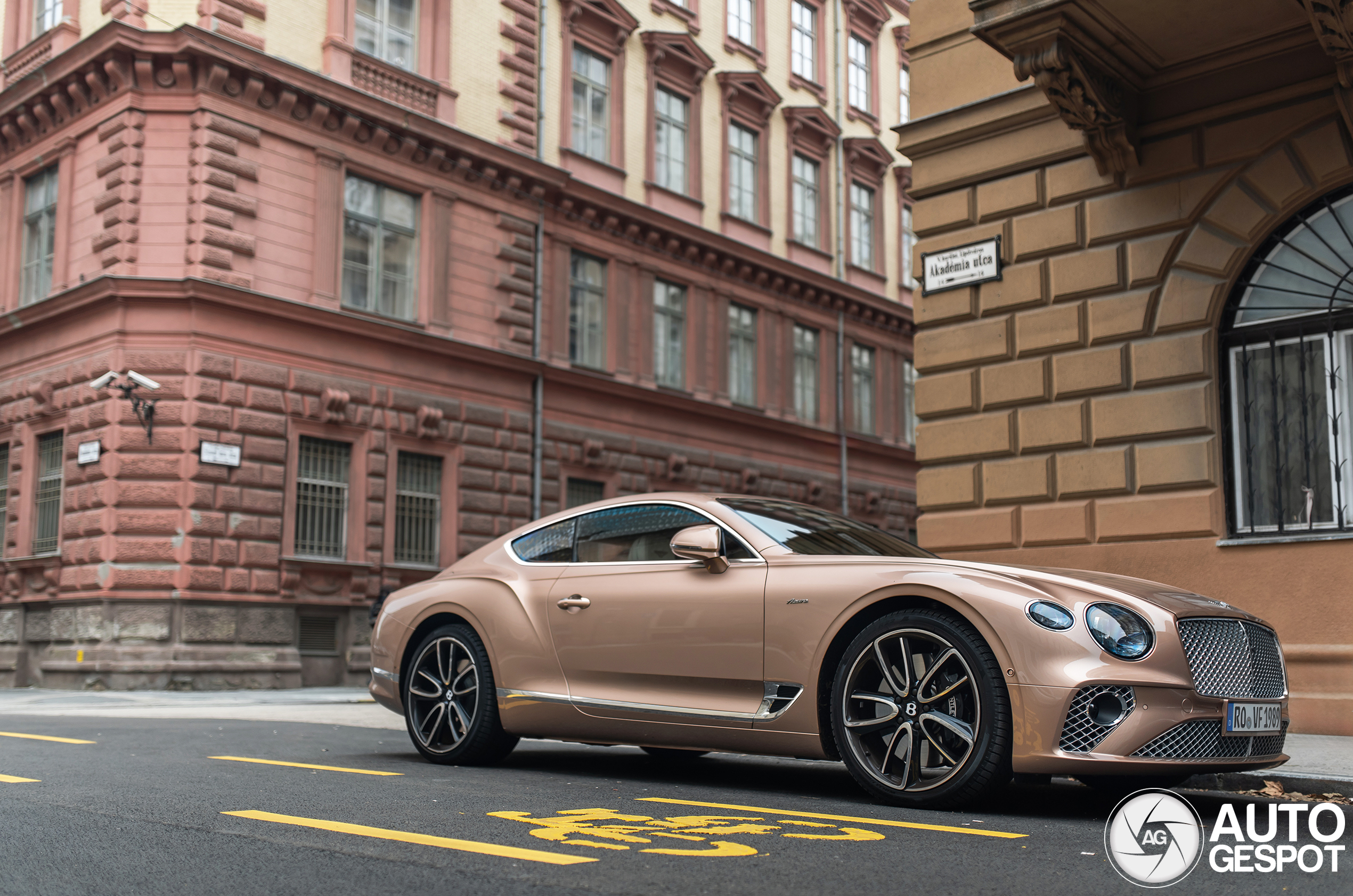 Bentley Continental GT V8 Azure