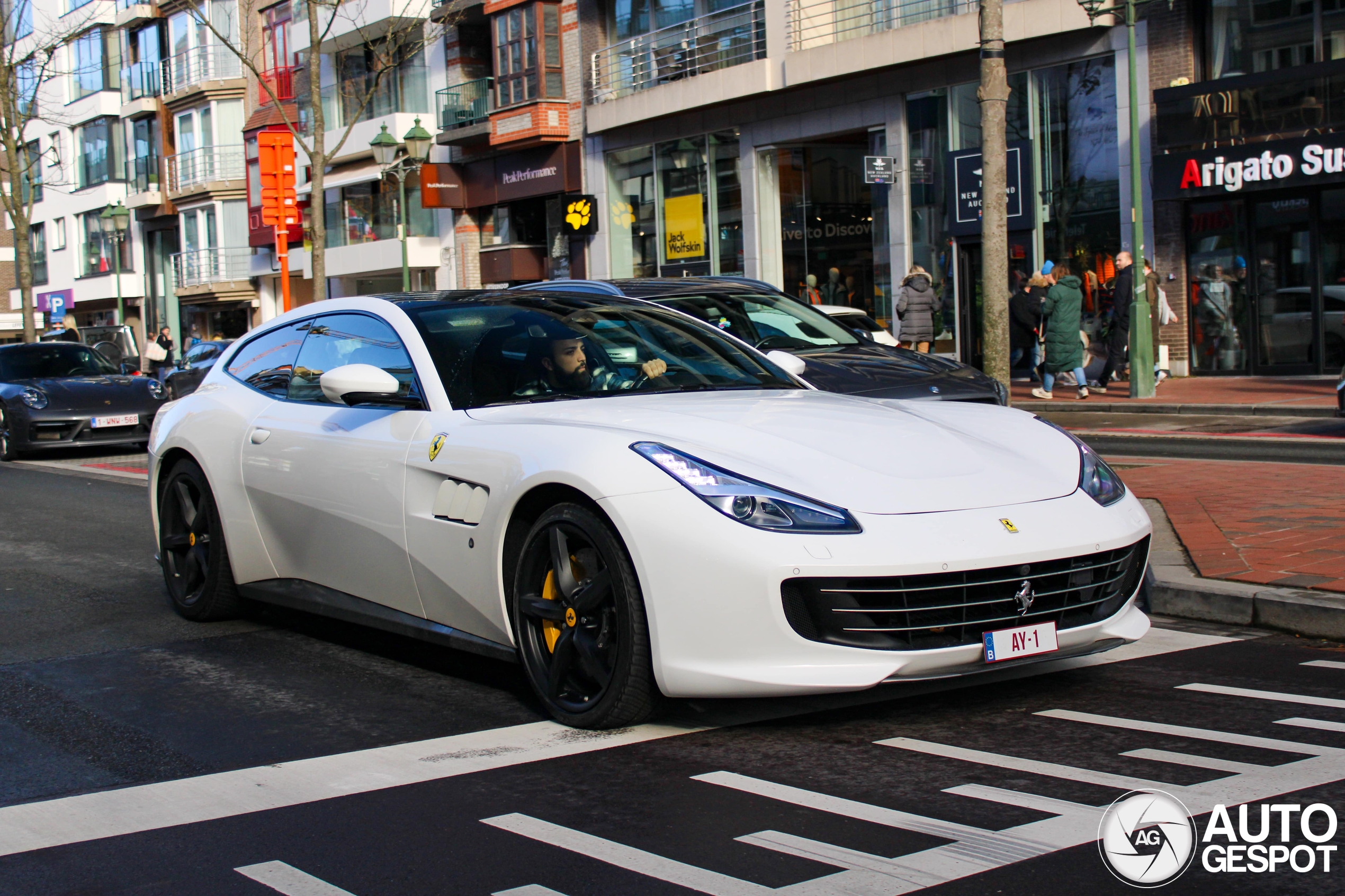 Ferrari GTC4Lusso T