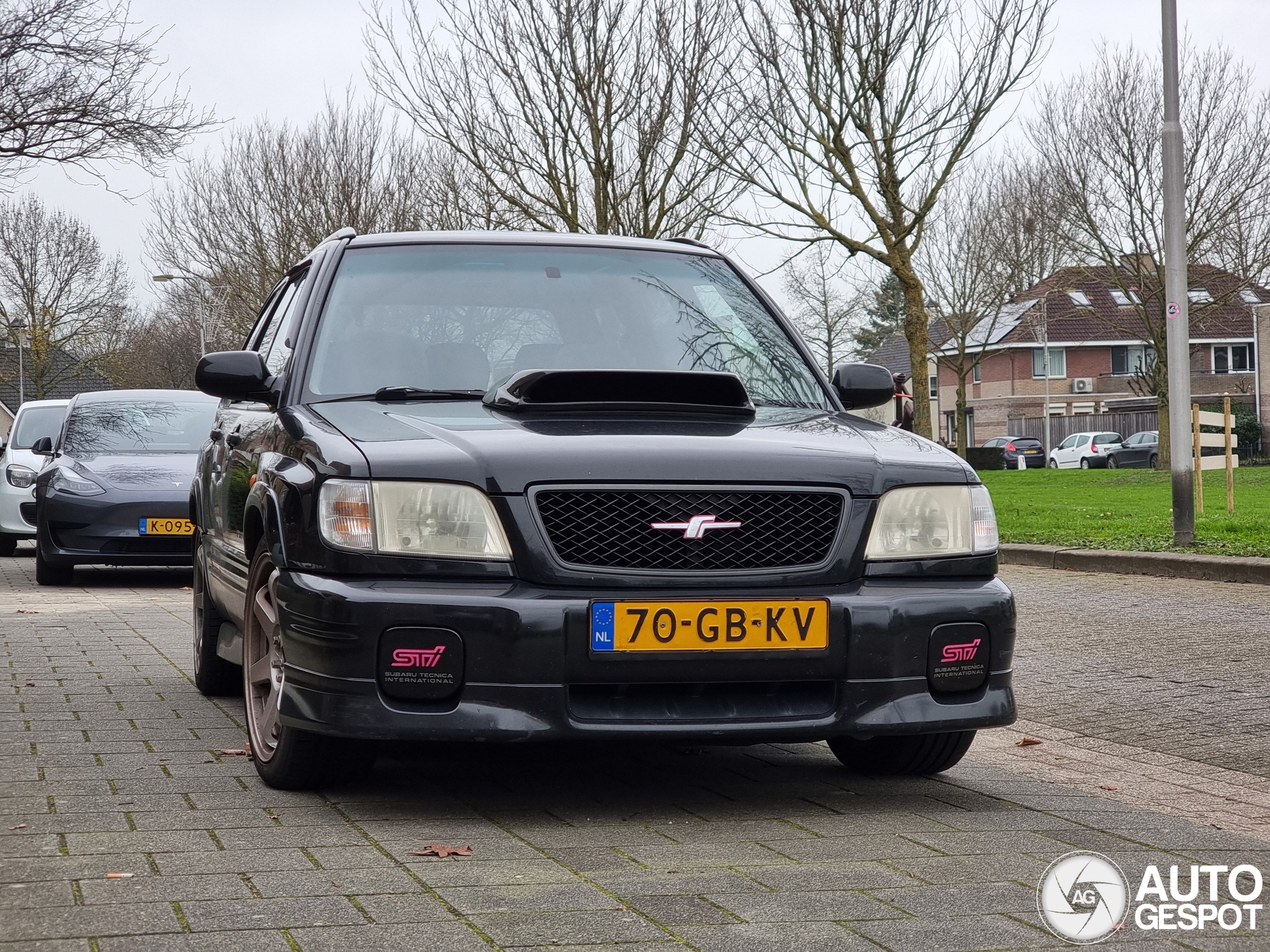 Subaru Forester SF5 S/tb STI