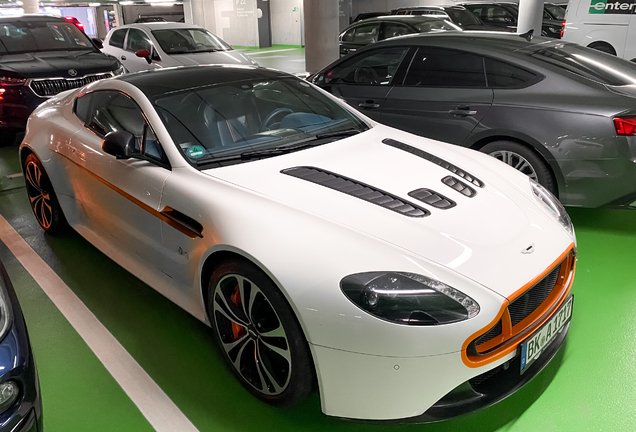 Aston Martin V12 Vantage S