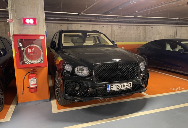 Bentley Bentayga Azure