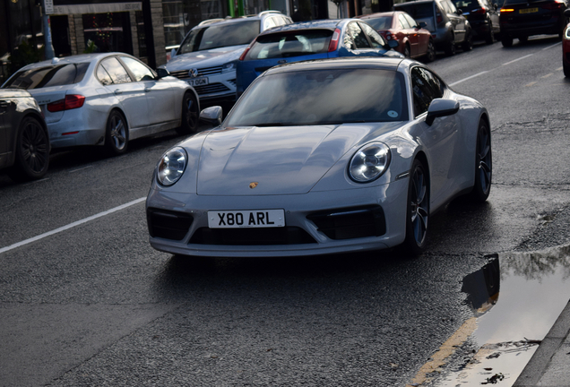 Porsche 992 Carrera 4S