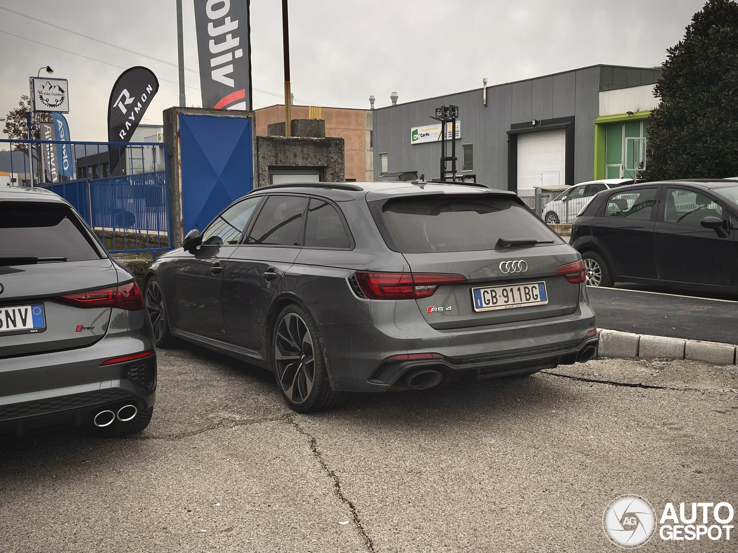 Audi RS4 Avant B9