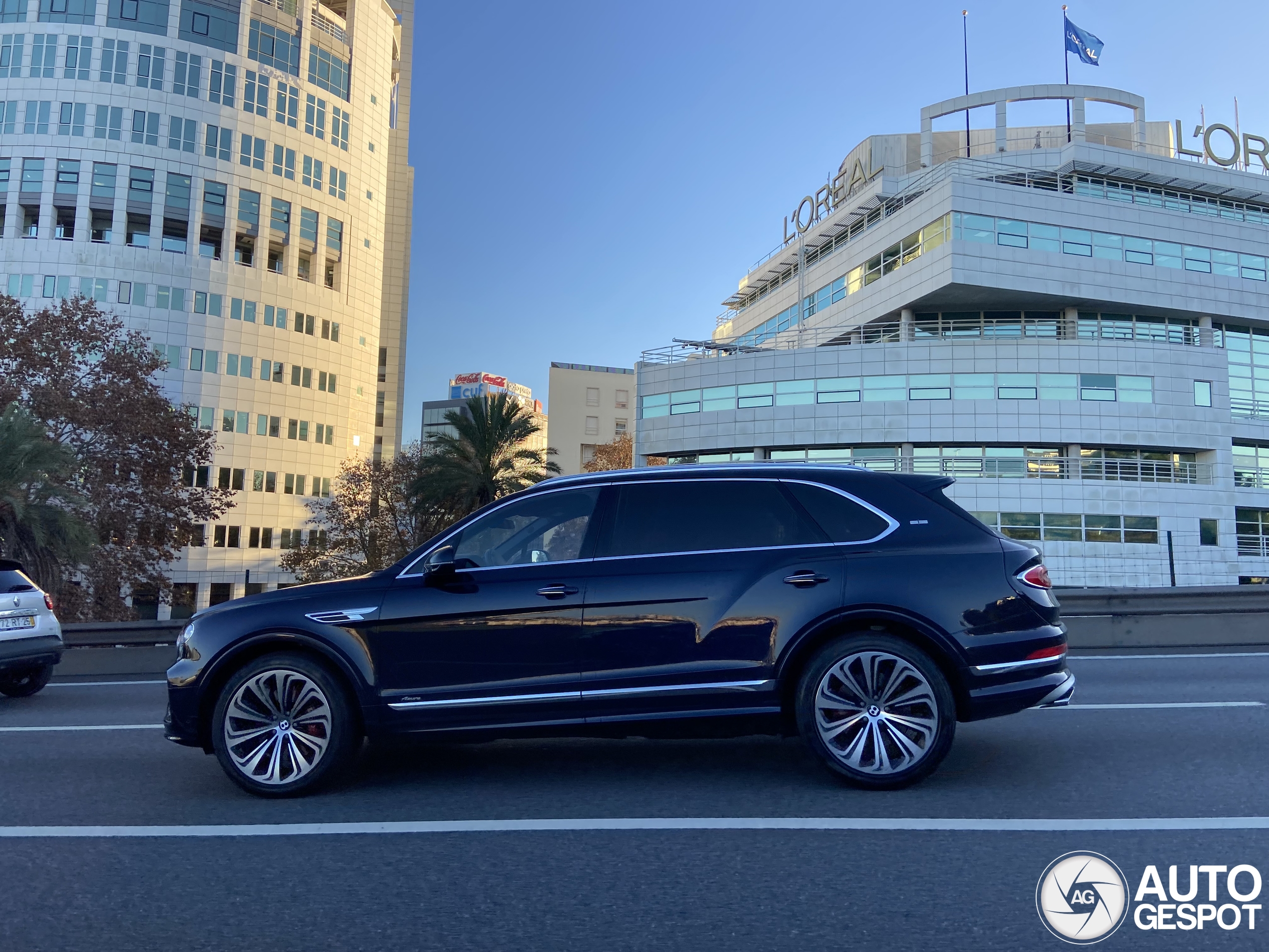 Bentley Bentayga Azure EWB First Edition