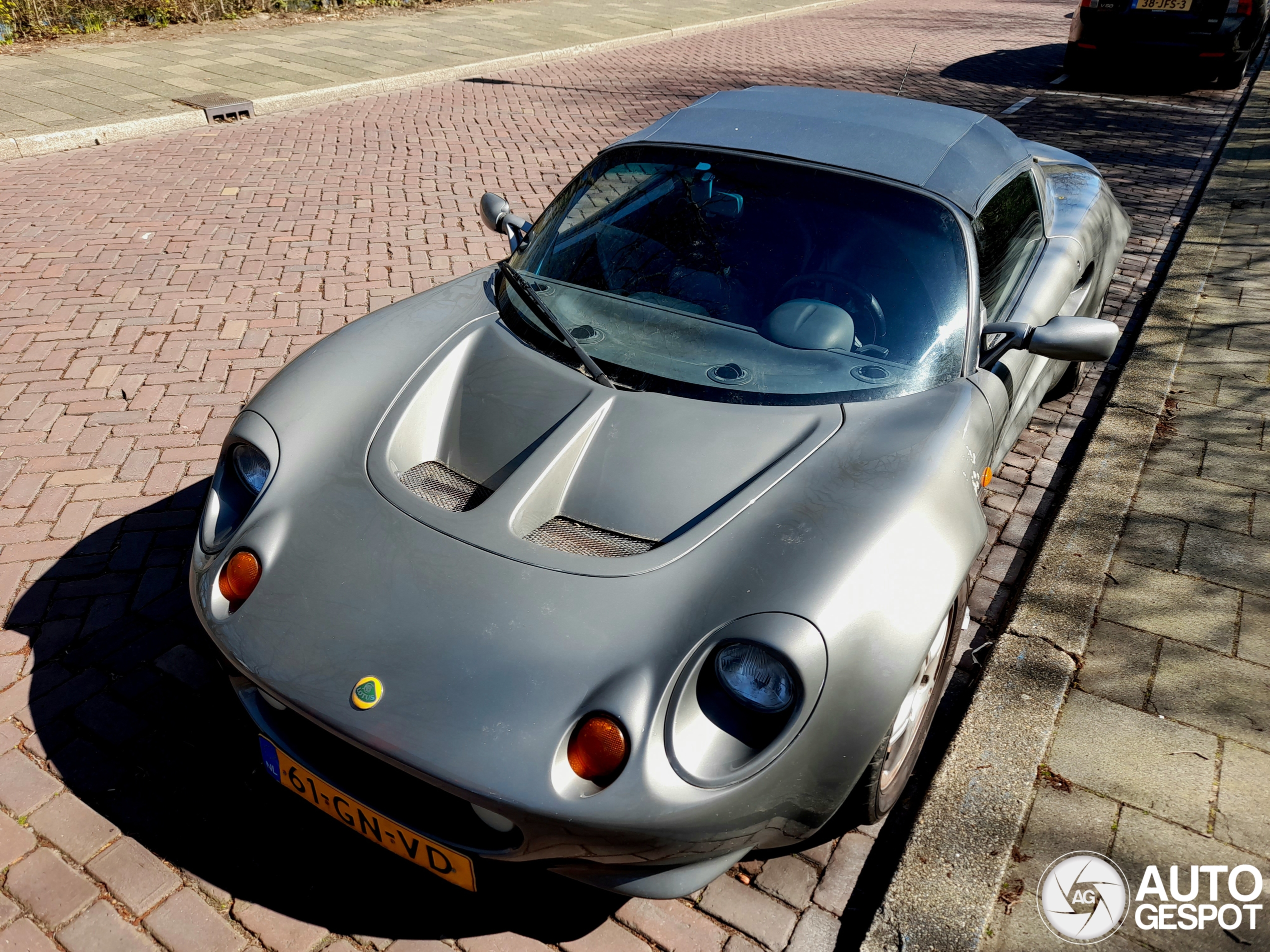 Lotus Elise S1