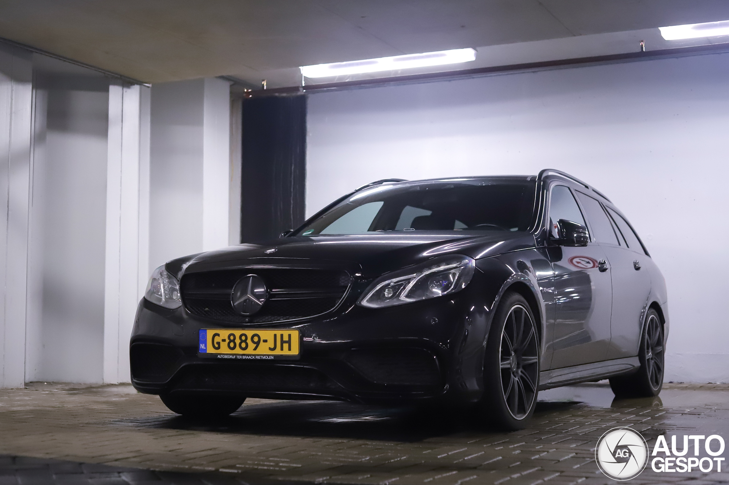 Mercedes-Benz E 63 AMG S212 2013