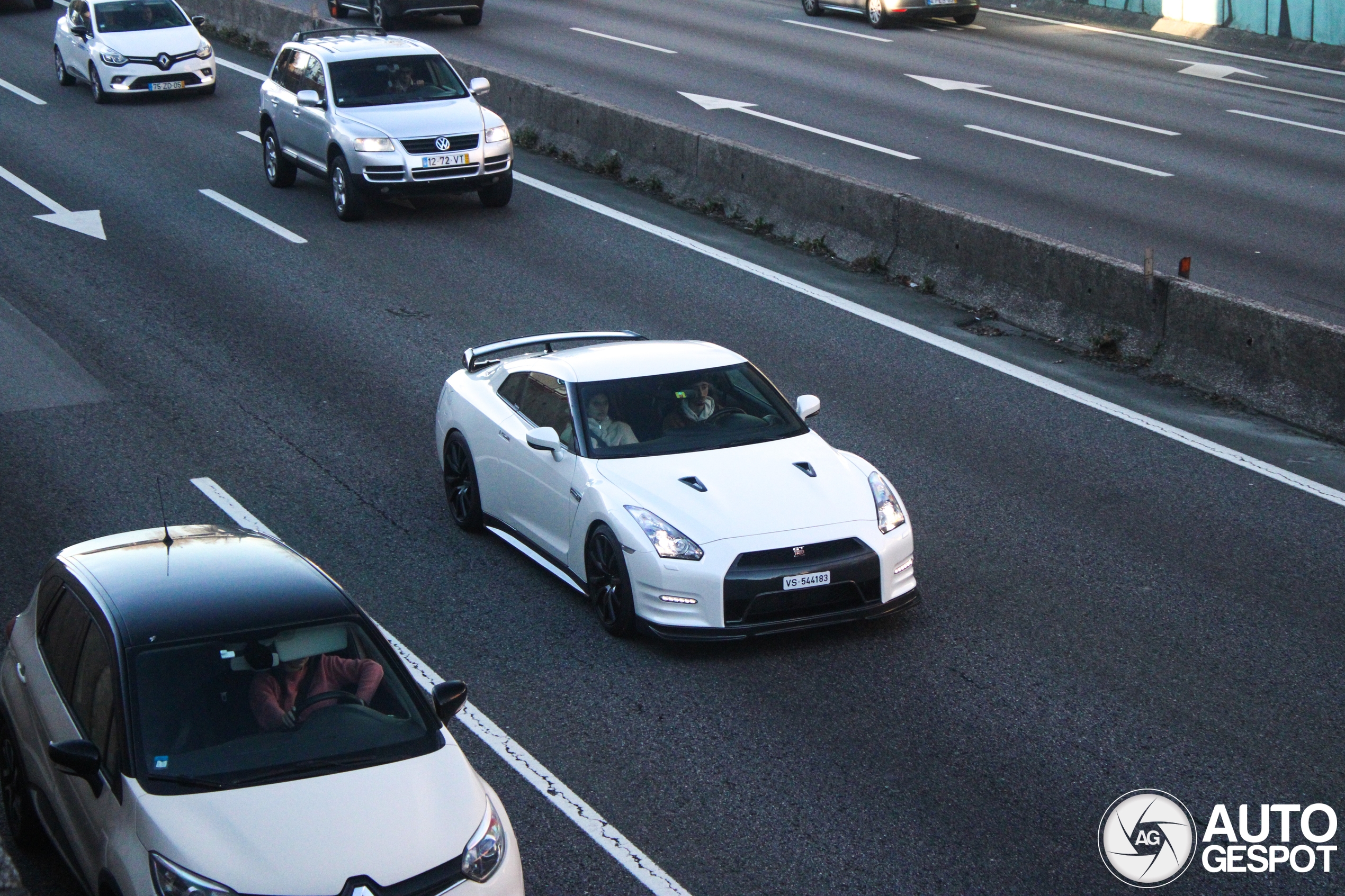 Nissan GT-R 2013