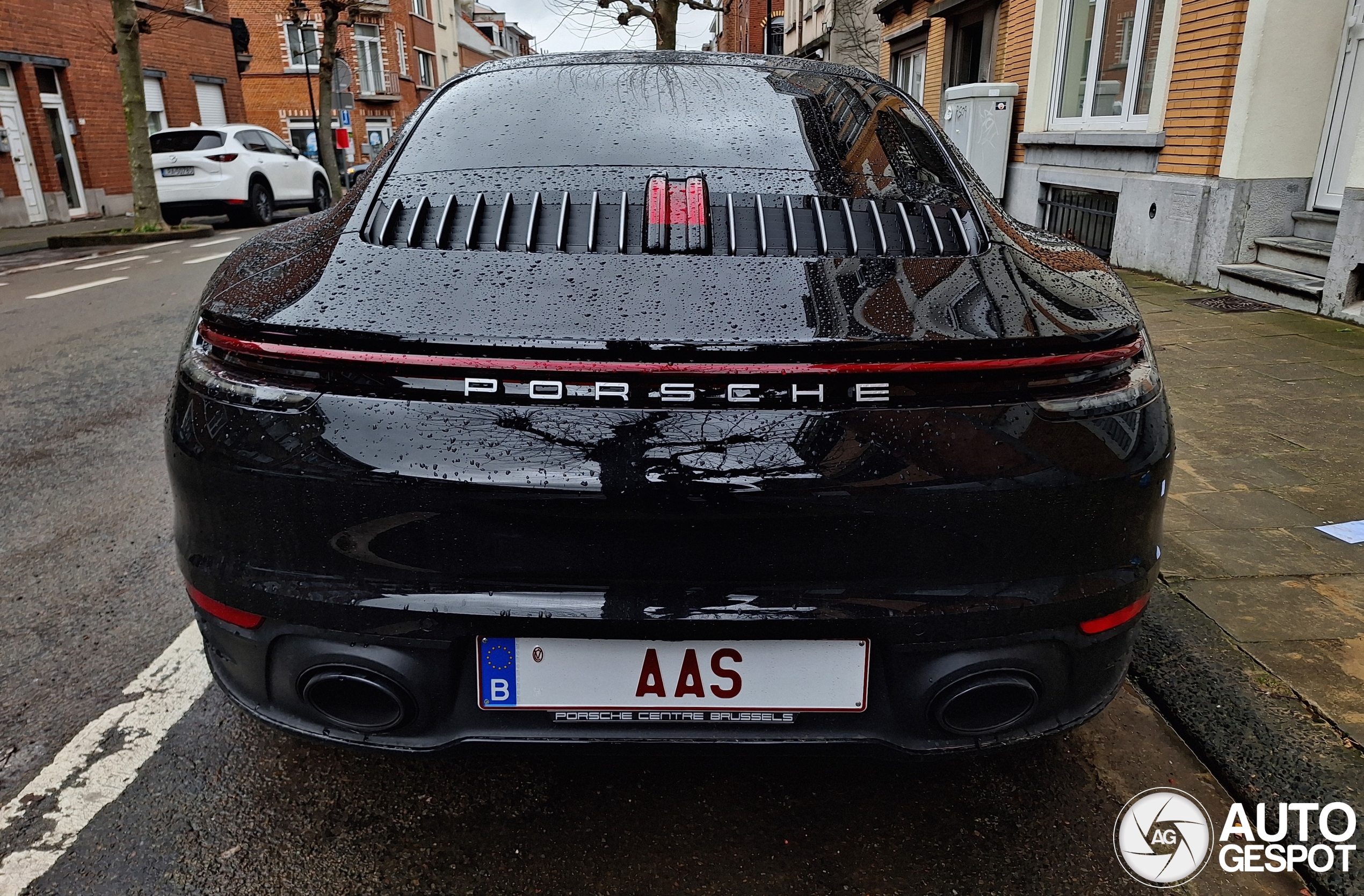 Porsche 992 Carrera 4S