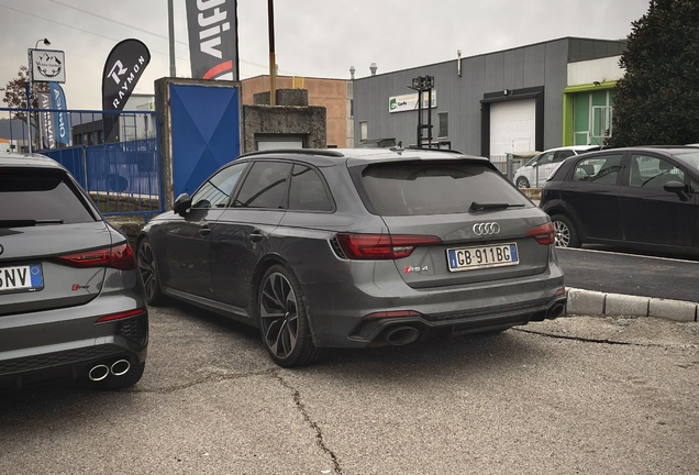 Audi RS4 Avant B9