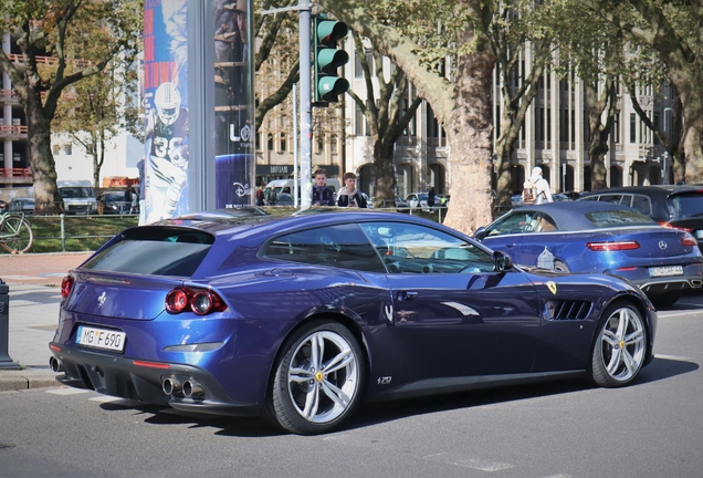 Ferrari GTC4Lusso