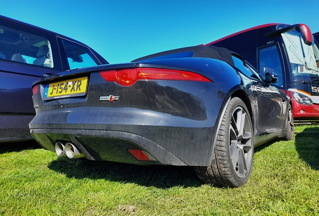 Jaguar F-TYPE S AWD Convertible