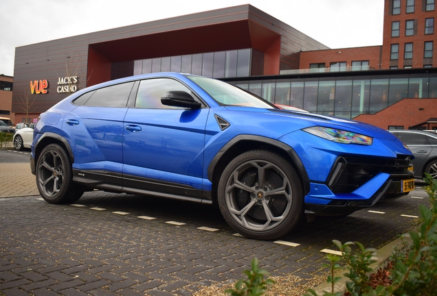 Lamborghini Urus S