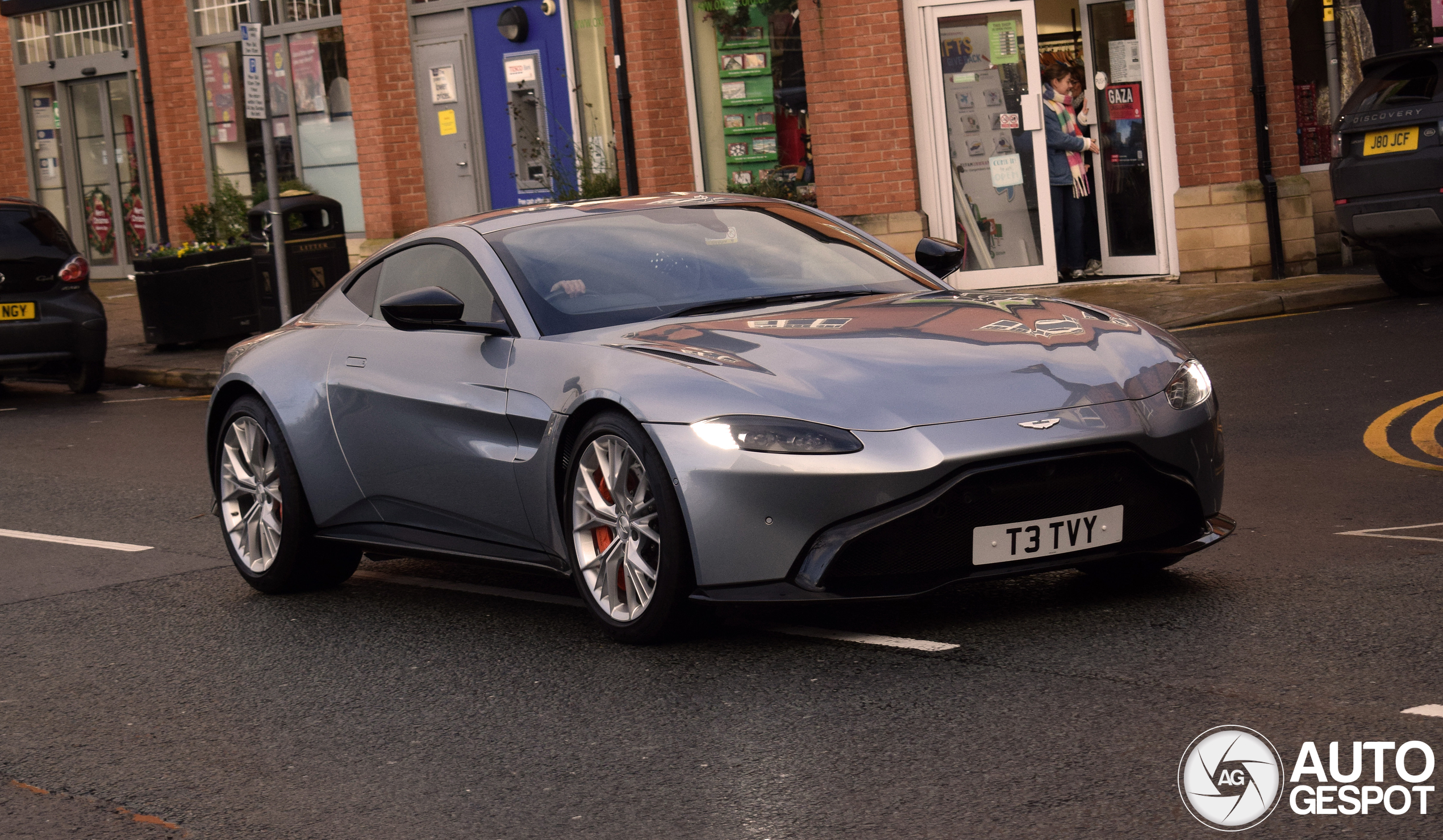 Aston Martin V8 Vantage 2018