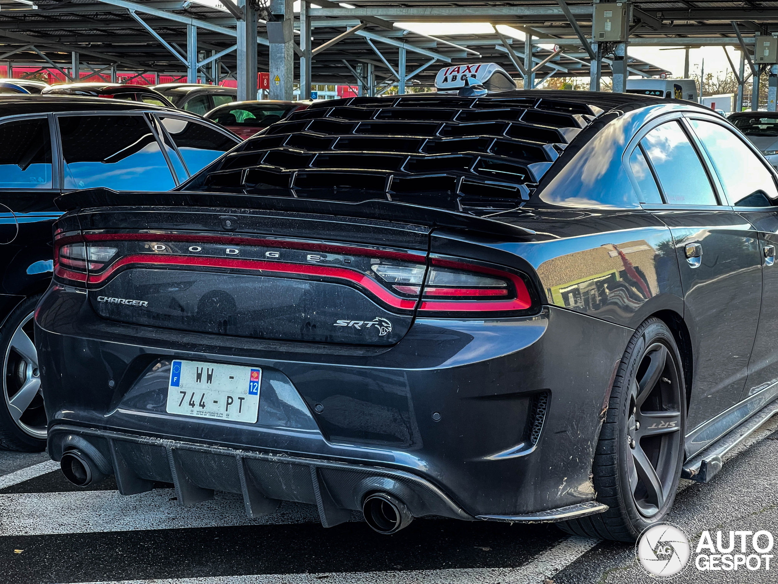 Dodge Charger SRT Hellcat