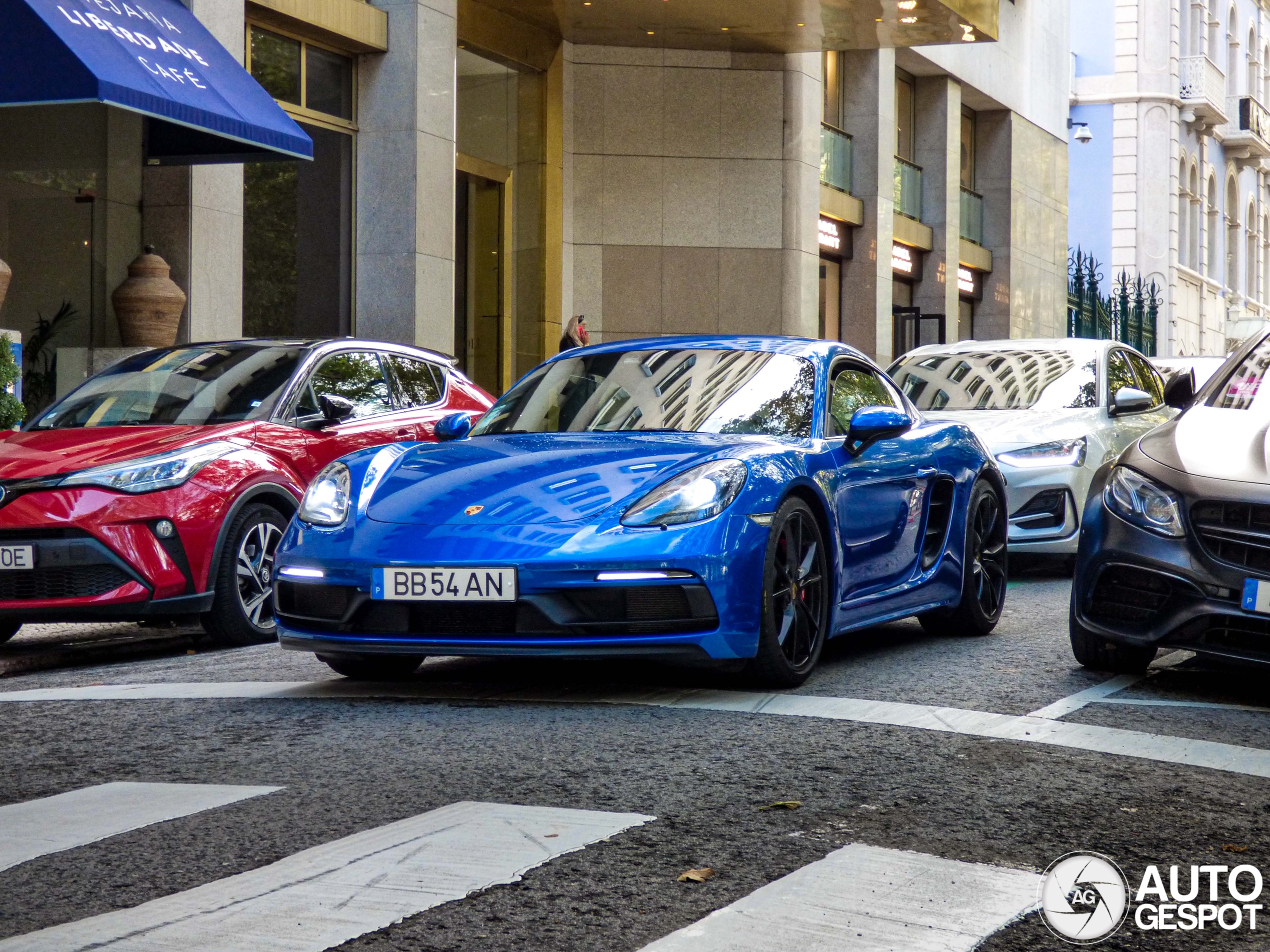 Porsche 718 Cayman GTS