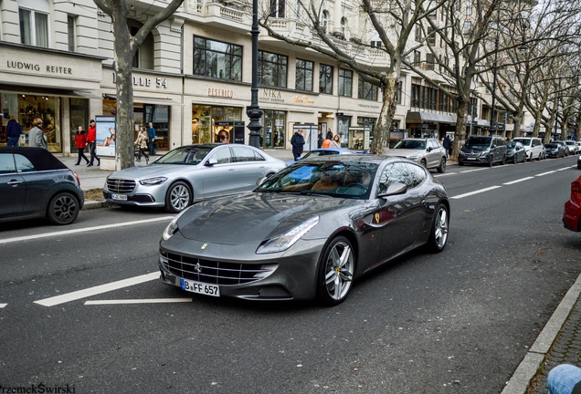 Ferrari FF