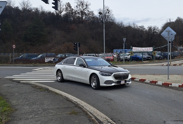 Mercedes-Maybach S 680 X223