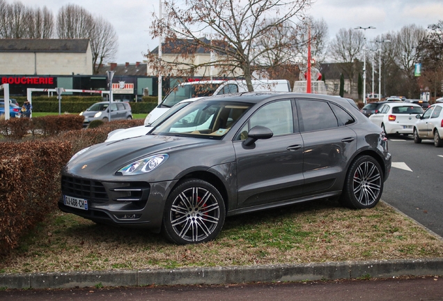 Porsche 95B Macan Turbo