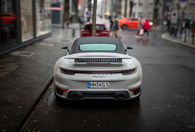 Porsche 992 Turbo S Cabriolet