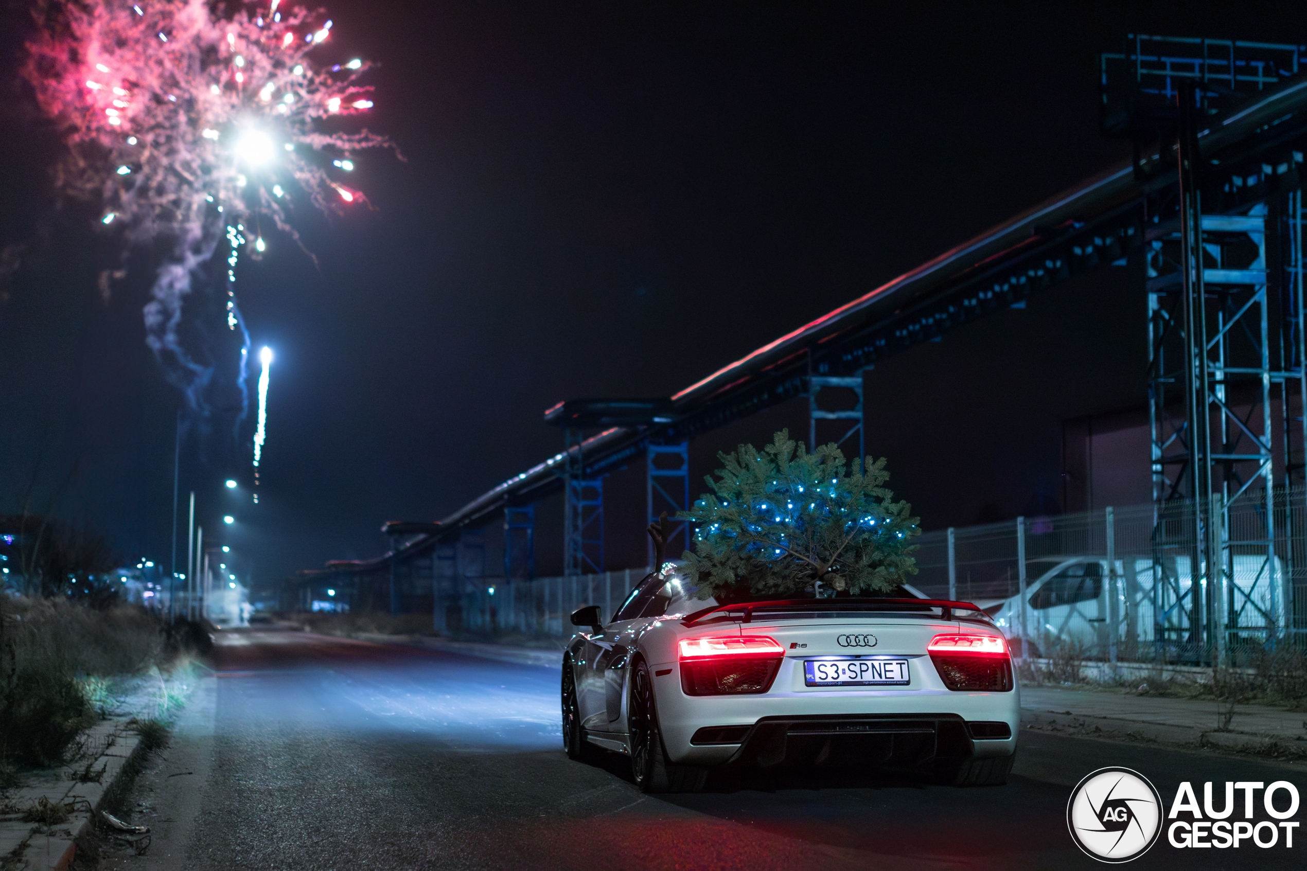 Ein verspäteter weihnachtlicher R8