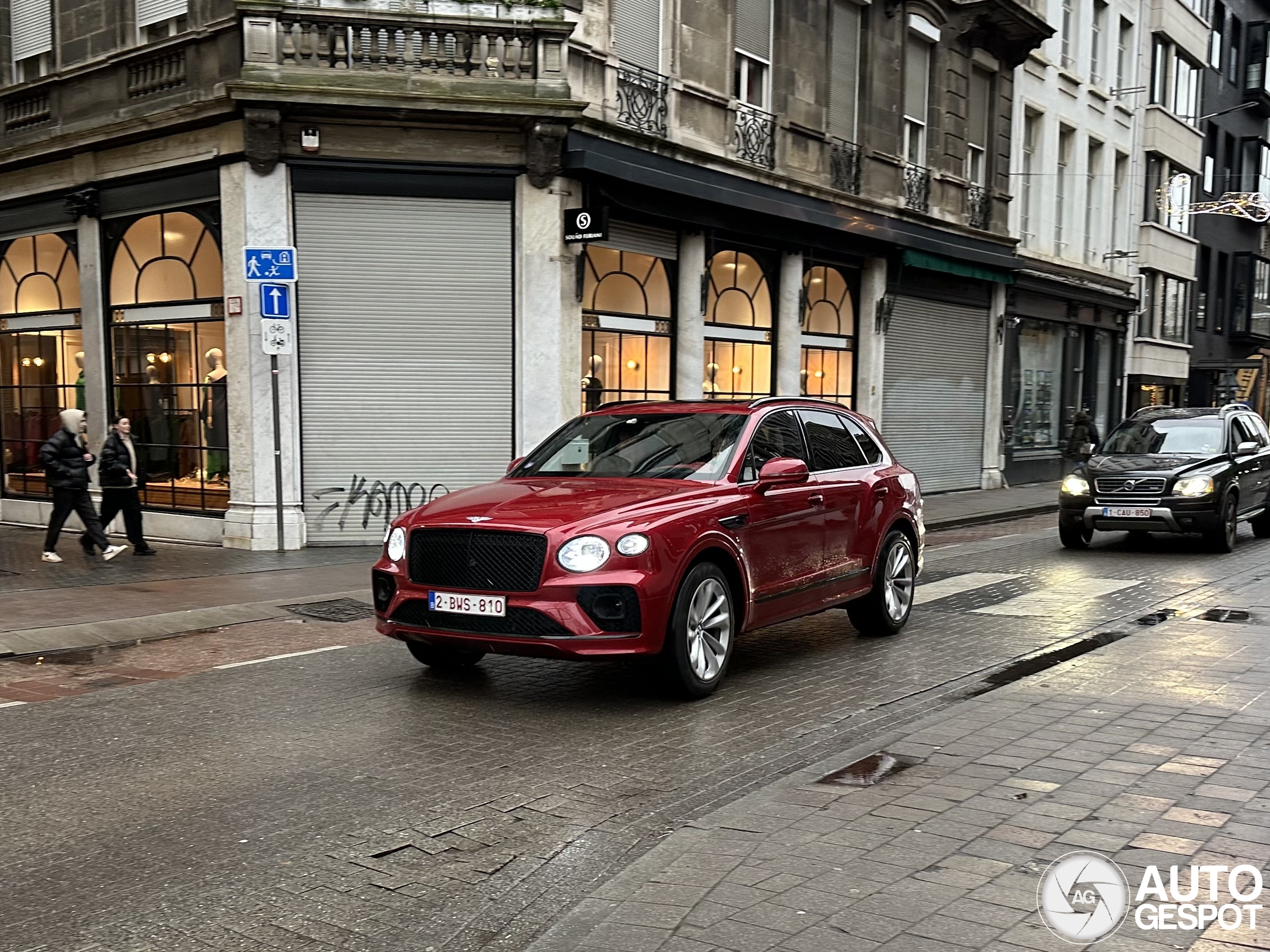 Bentley Bentayga Hybrid 2021