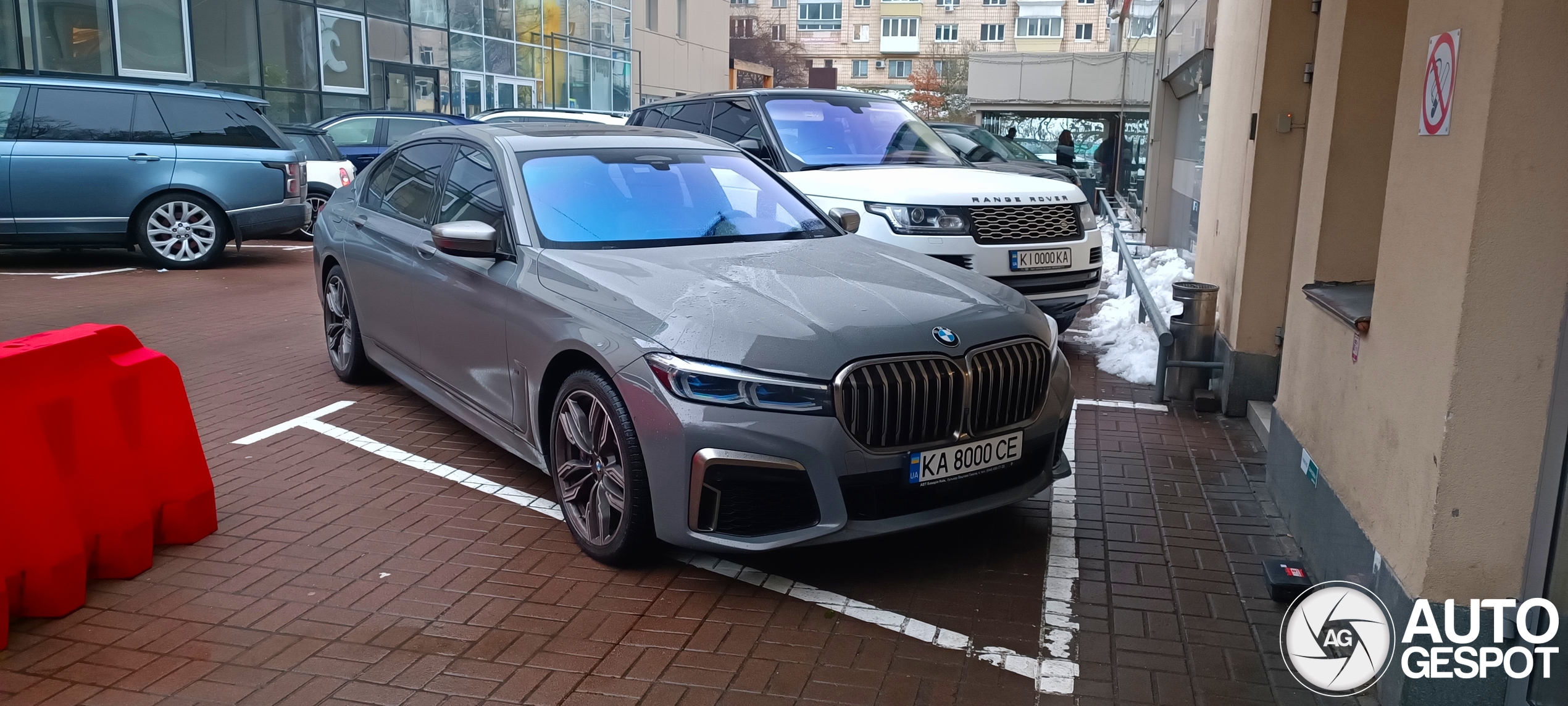 BMW M760Li xDrive 2019