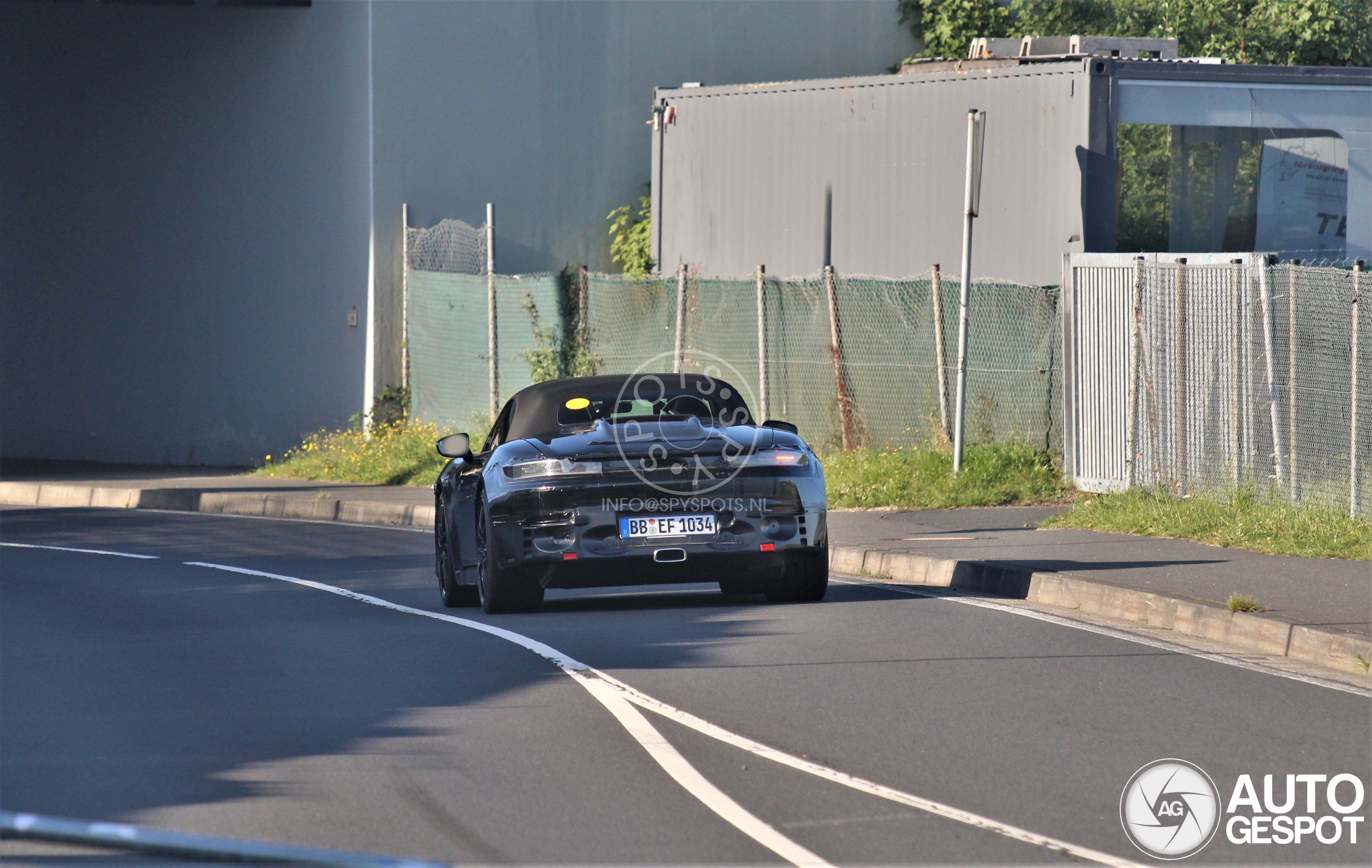 Porsche 718 Boxster EV 2025