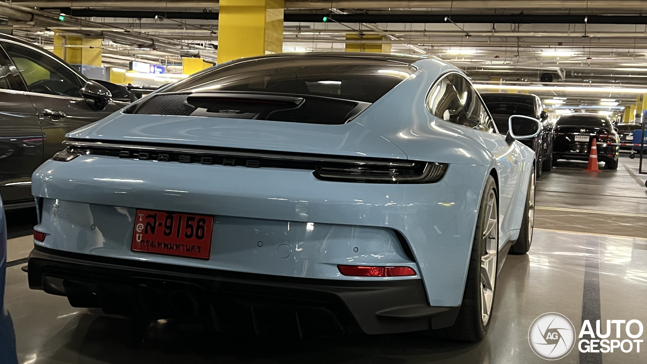 Porsche 992 GT3 Touring