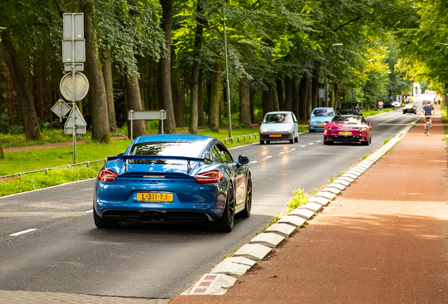 Porsche 981 Cayman GT4