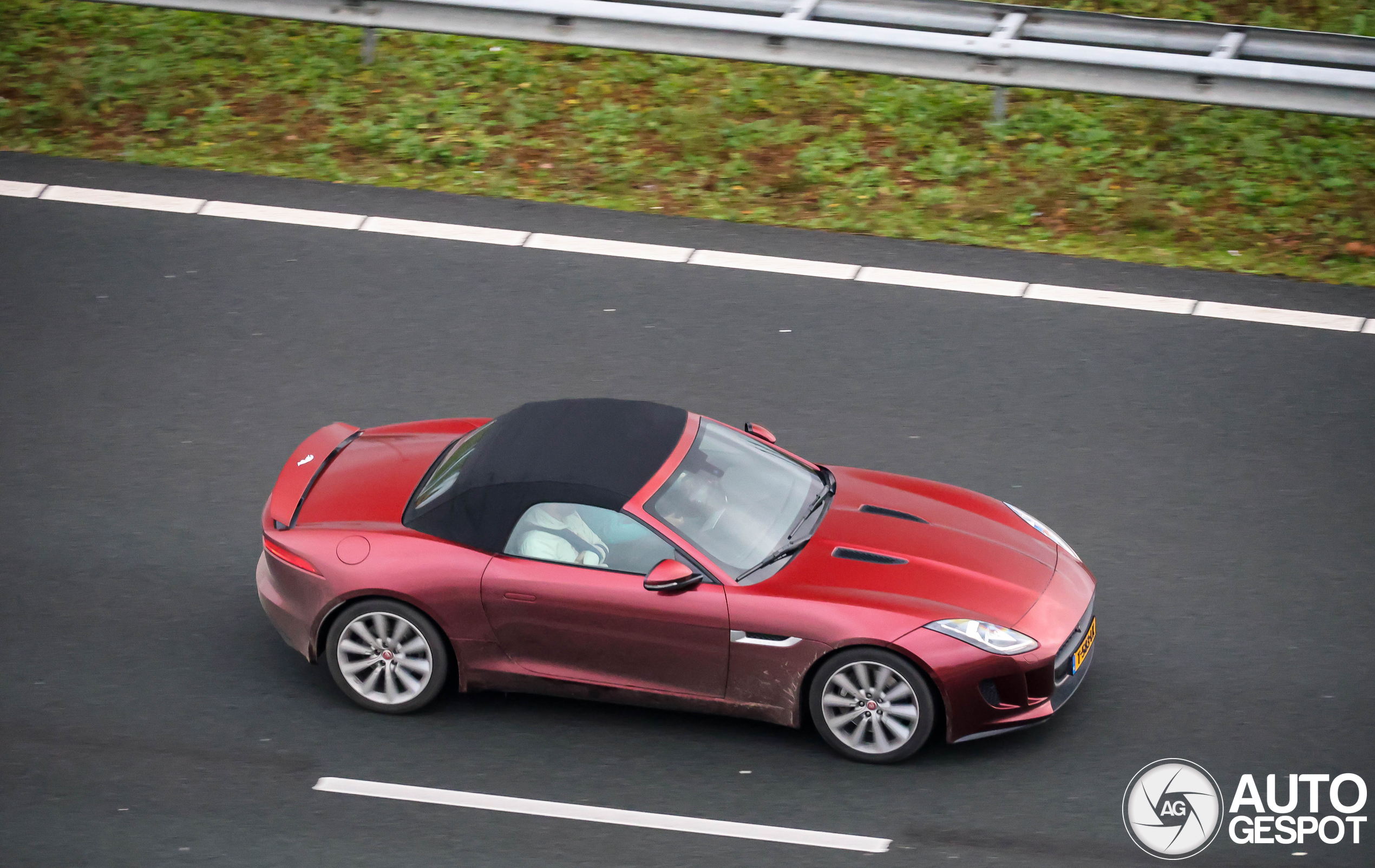 Jaguar F-TYPE S Convertible