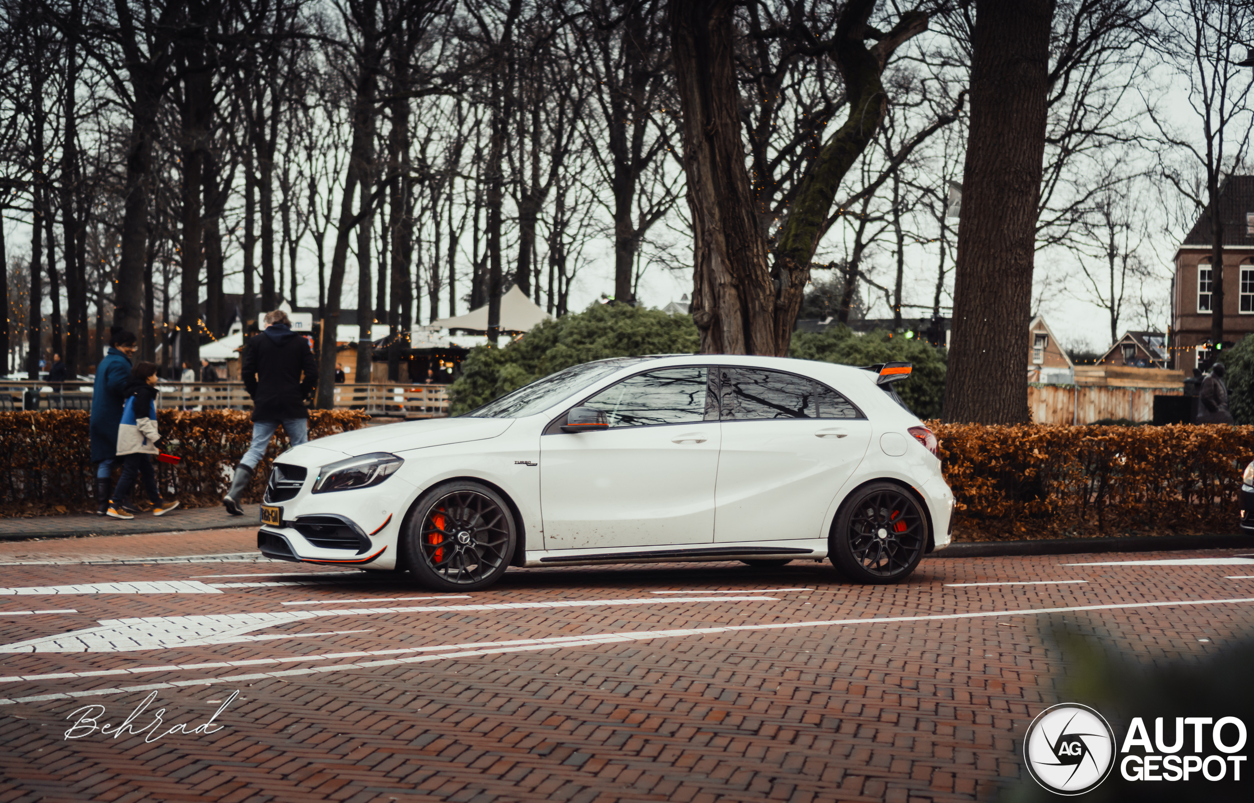 Mercedes-AMG A 45 W176 2015