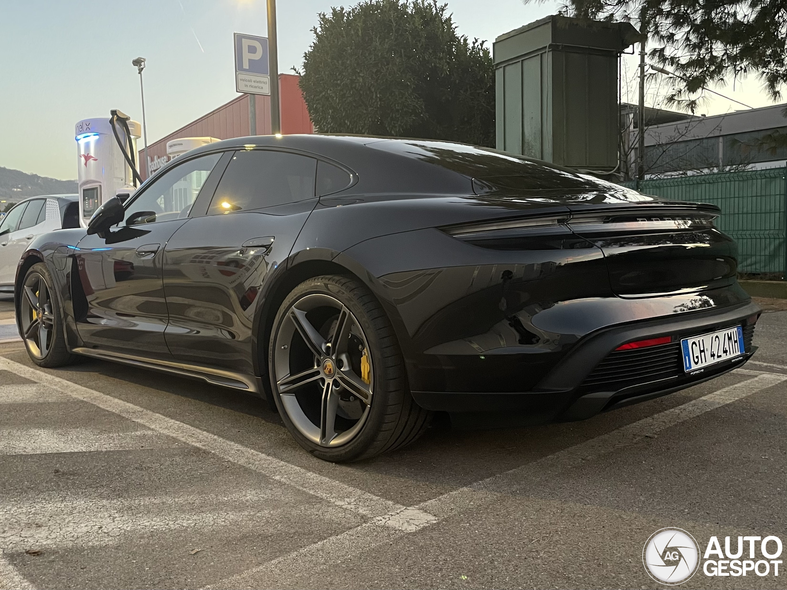 Porsche Taycan Turbo S