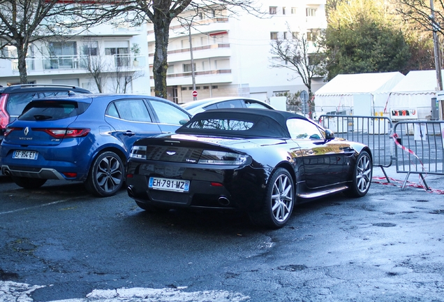 Aston Martin V8 Vantage Roadster 2012