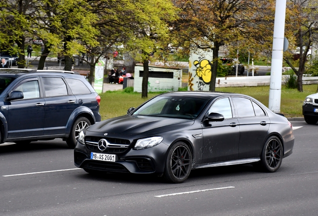 Mercedes-AMG E 63 S W213