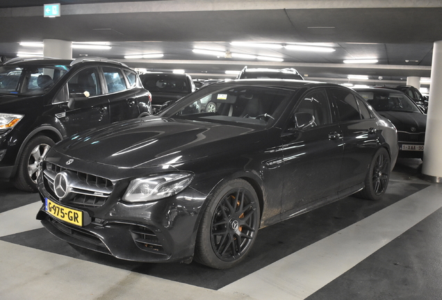 Mercedes-AMG E 63 S W213