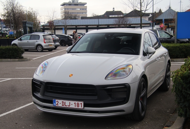 Porsche 95B Macan GTS MkIII